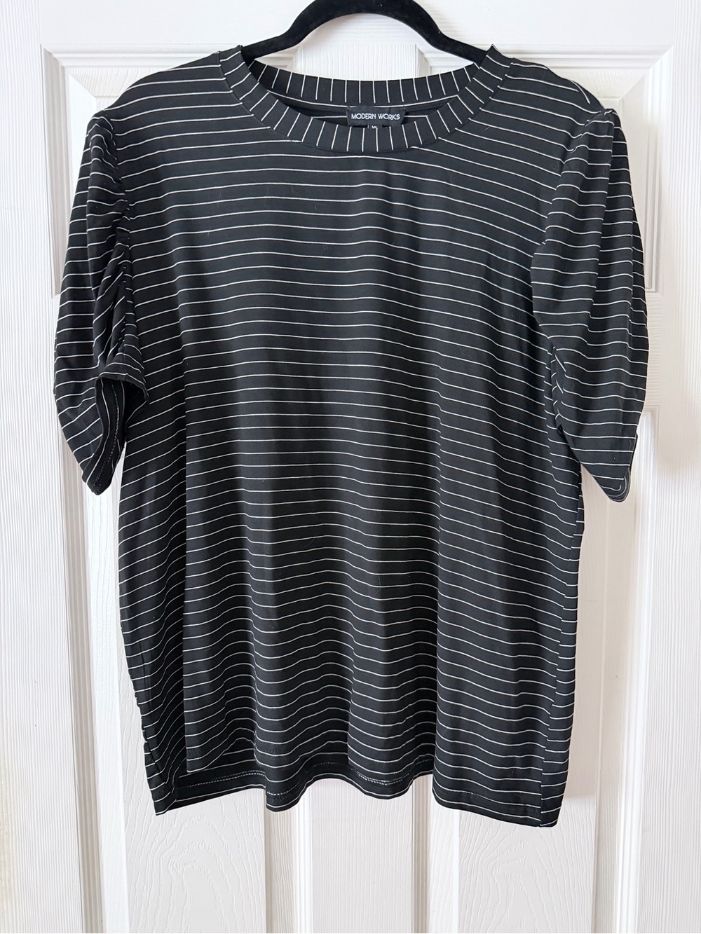 Modern Works puff sleeve top